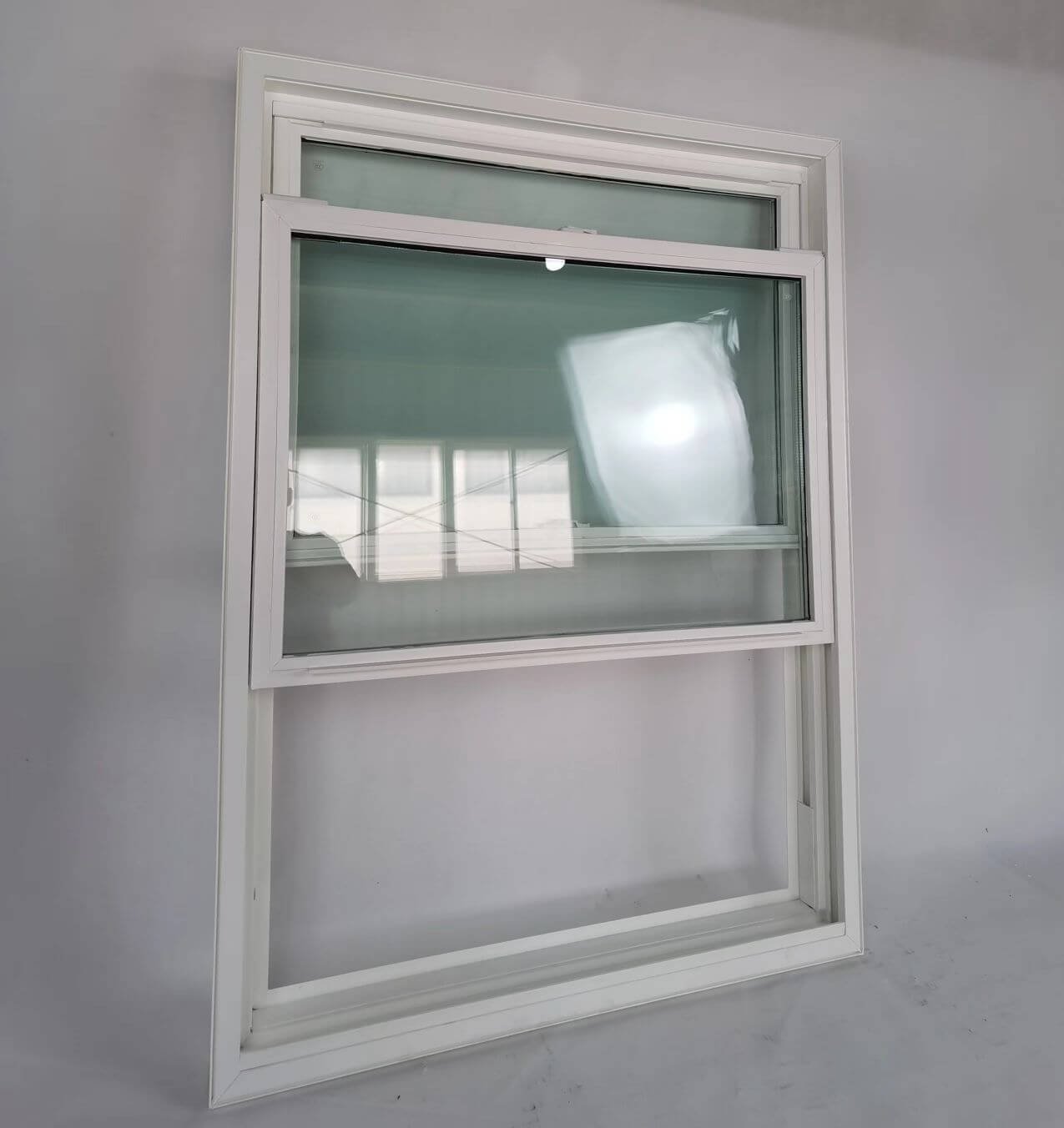 vinyl single hung windows